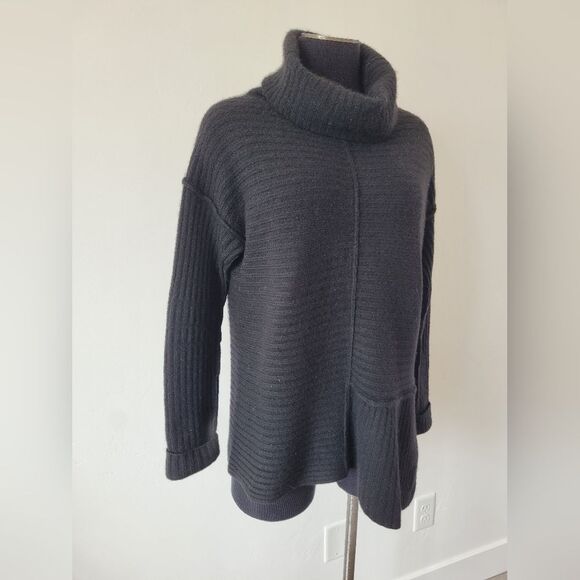 Elaine Kim 100% Cashmere Turtleneck Sweater Black Lagenlook Hanky Hem Medium - Picture 2 of 12